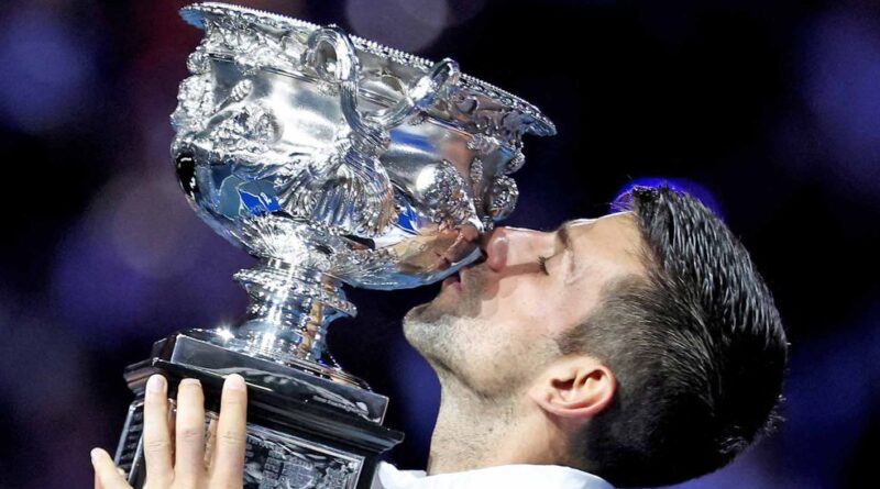Thắng Australia Mở rộng 2023: Djokovic lập hàng loạt kỷ lục, trở lại ngôi số 1 thế giới