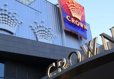 Crown đồng ý nộp phạt $450 triệu vì vi phạm