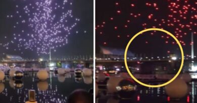 [VIDEO] Sự Cố Lễ Hội Vivid Sydney: Gần 100 drone rơi từ trên trời xuống