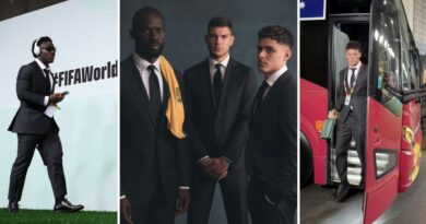 ĐT Australia bước xuống xe như dàn CEO ở World Cup