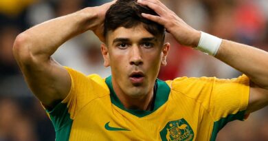 Cầu thủ Úc dự World Cup 2026 bị chặn xe 2 lần, xét nghiệm nhanh dương tính với cocaine Cầu thủ Úc dự World Cup 2026 bị chặn xe 2 lần, xét nghiệm nhanh dương tính với cocaine