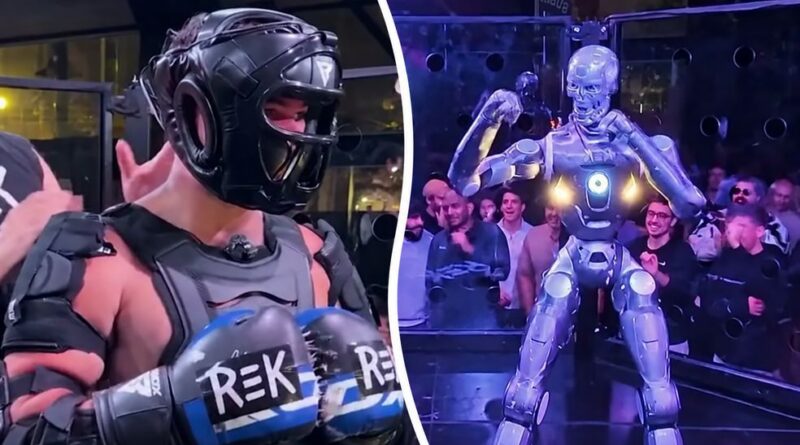 [VIDEO] Ai thắng? Màn đấu đầu tiên giữa người và robot