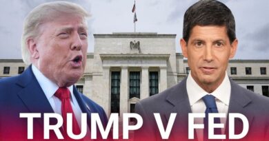 Fed tăng lãi suất bất chấp sức ép từ ông Trump