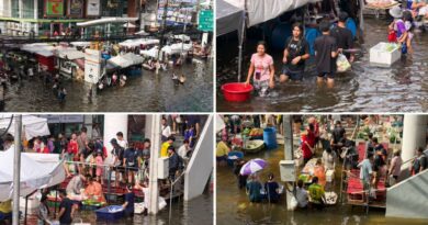 “Chợ nổi” xuất hiện giữa thủ đô Bangkok trong đợt ngập lụt
